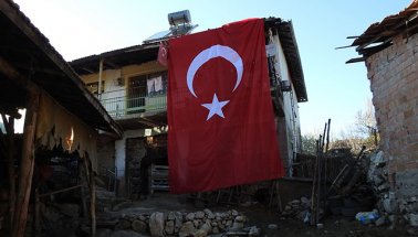 Şehit ateşi Tüm Türkiye'nin kalbini yakıyor