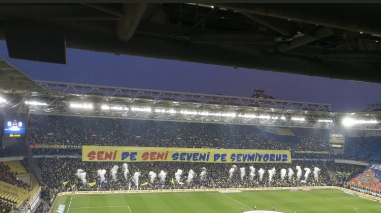Galatasaray 20 yıl sonra Fenerbahçe'yi yendi
