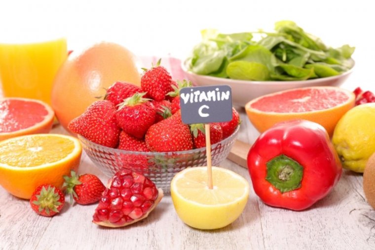 Prof. Dr. Tarcan: C Vitamini İdrar Kaçırmaya Yol Açabilir