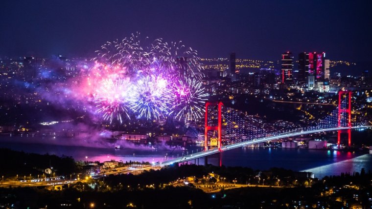 İstanbul'da 19 Mayıs coşkusu görülmeye değerdi