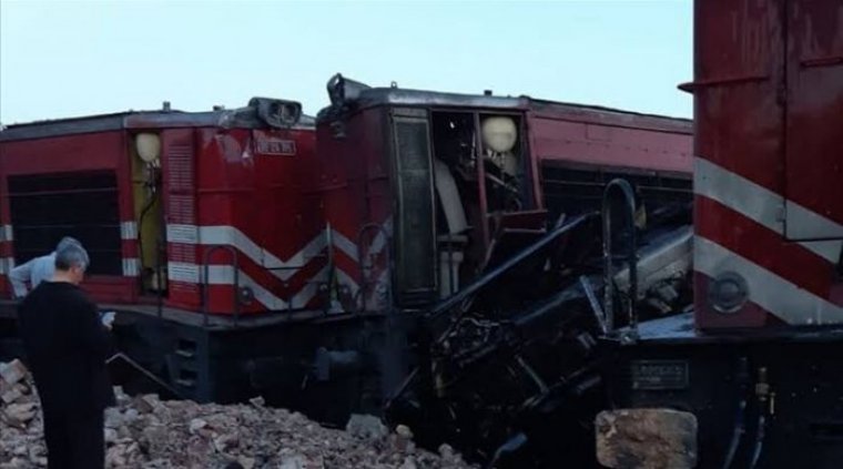 Son dakika: Yozgat'ta 2 tren çarpıştı