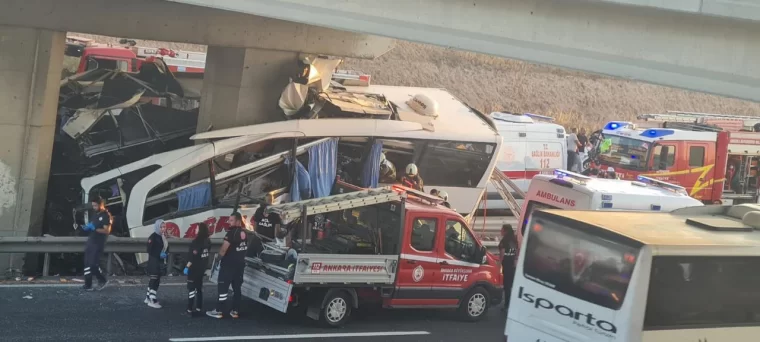 Ankara Polatlı'da otobüs kazası: 9 vefat 26 yaralı var