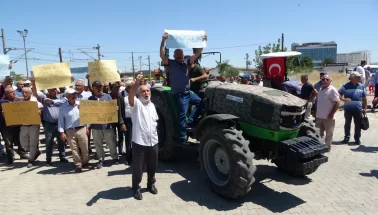 Malatyalı çiftçilerden kayısı taban fiyatı isyanı