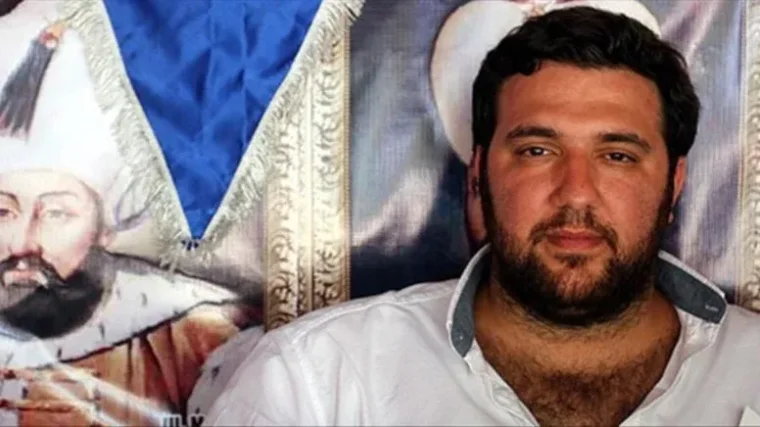 Kayıhan Osmanoğlu'na tepkiler dinmiyor: Şehzade değil Sahtezade çıktı