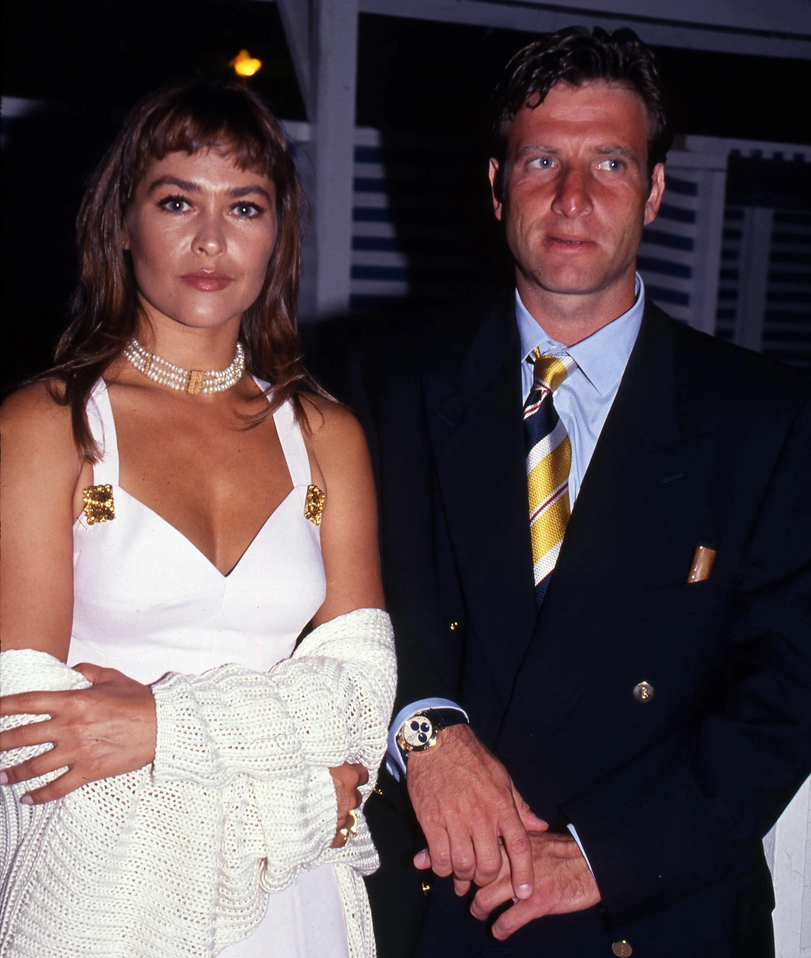 Kaya Çilingiroğlu ismini sır gibi sakladığı 25 yaş küçük sevgilisiyle el ele...