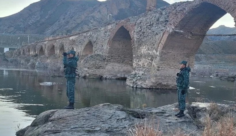 Kafkasya’da gerilim: Azerbaycan ordusu İran sınırında büyük askeri hareketlilik başlattı