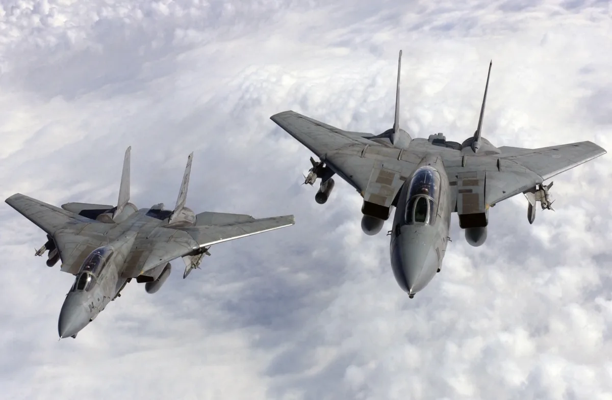 ABD ve İsrail’den İran’a ağır darbe: F-14 filosu imha edildi