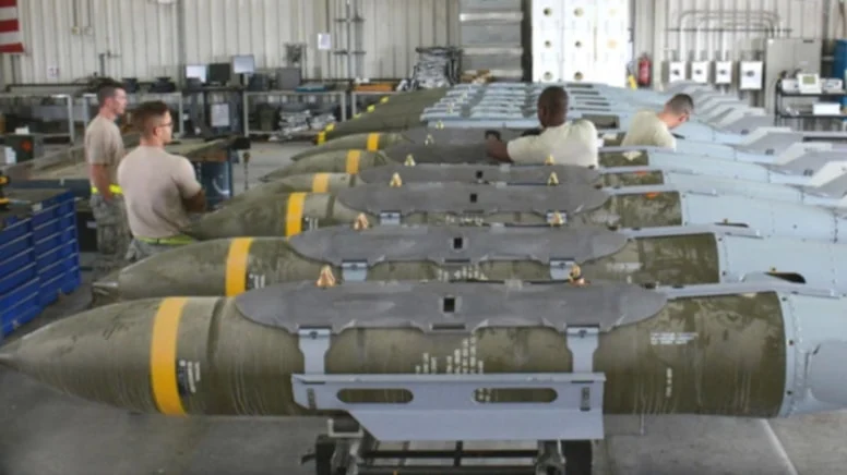 İsrail'e giden bombalara aracılık yapan şirketin İstanbul Merkezli olduğu öne sürülüyor